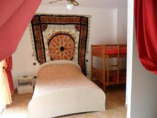 Chambres Dhotes Villa La Morena Валорис Екстериор снимка